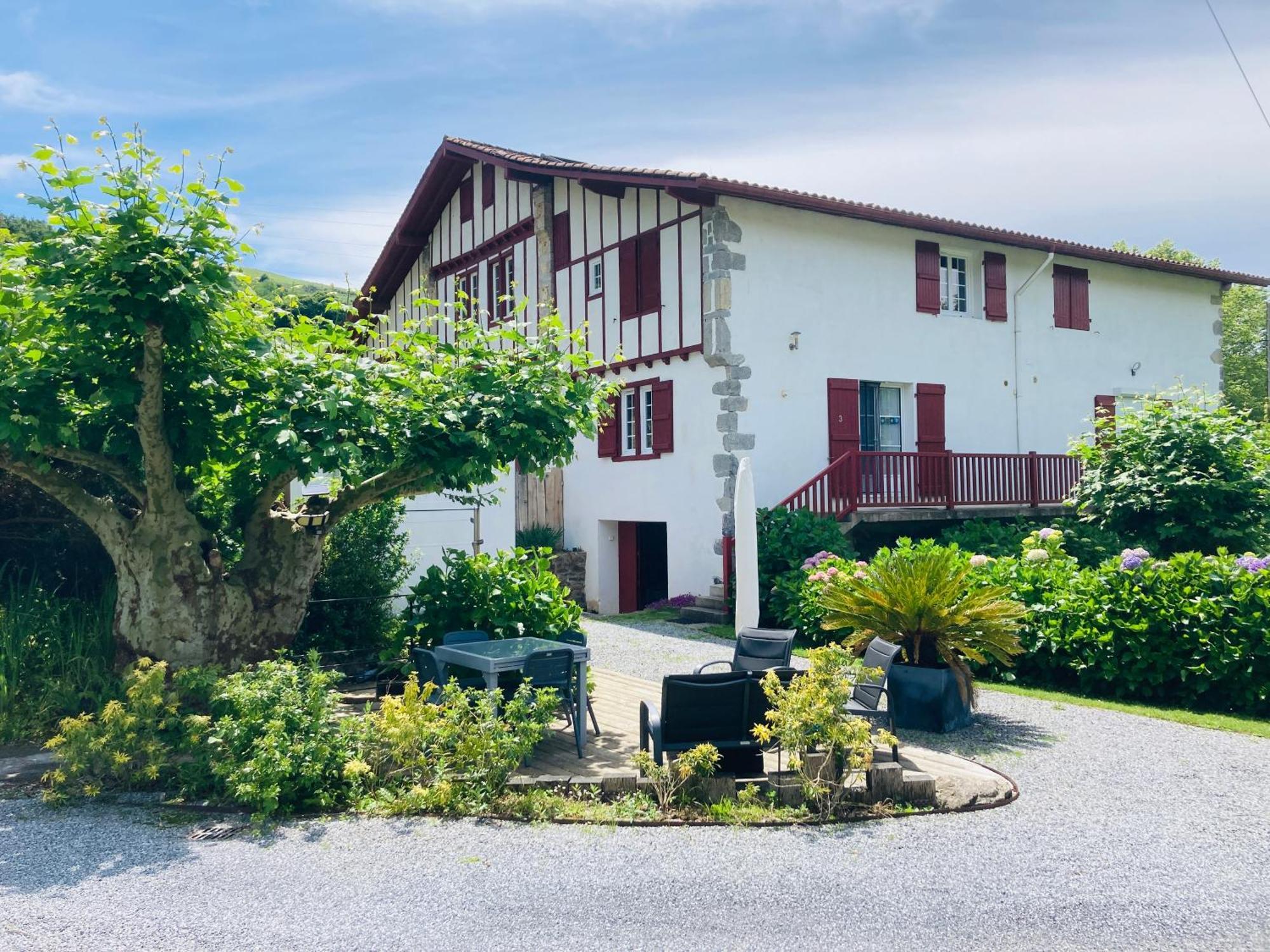 Location Eyheraldia - Votre T3 Au Coeur Du Pays Basque Hasparren Εξωτερικό φωτογραφία